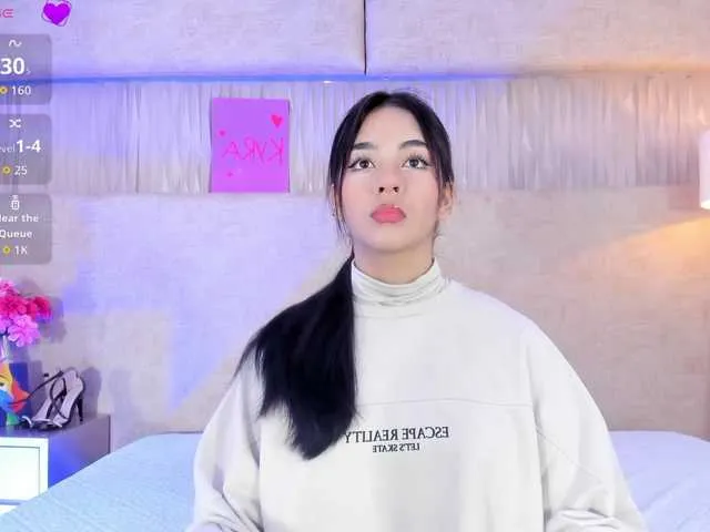 Kyraaa on BongaCams