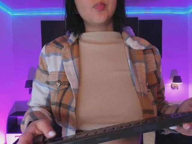 lana-chavez on BongaCams 
