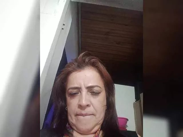 Offline latinaamorosa on BongaCams