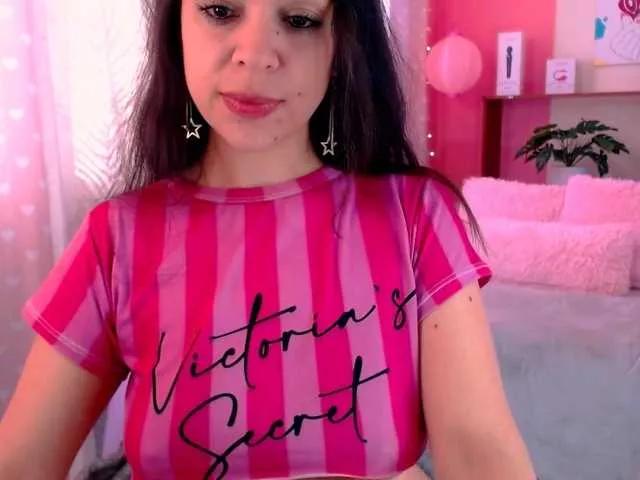 Freechat LATINGODDESS69 on BongaCams