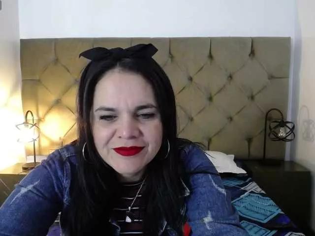 LauraHotties on BongaCams 