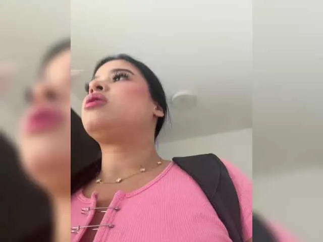 LauraSierra on BongaCams
