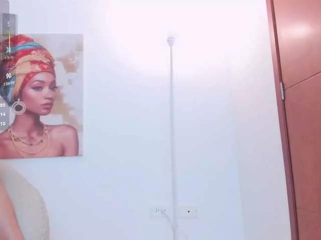 Offline Layla-arabelle on BongaCams