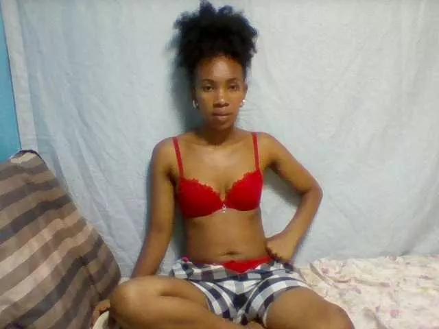 Laynna on BongaCams 