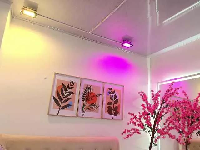 Freechat Leia-laurent on BongaCams