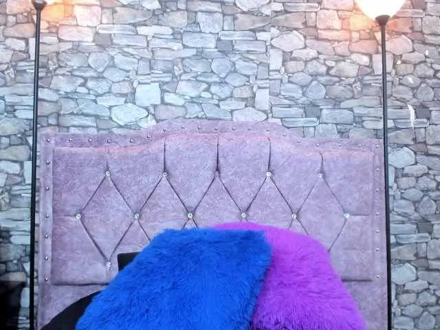 lemonade-pink on BongaCams