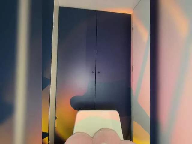 Offline Lerochkaa on BongaCams