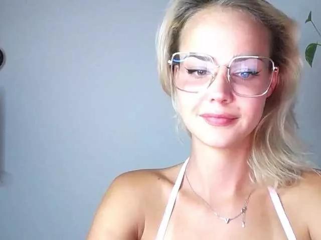 lexieSpicy on BongaCams 