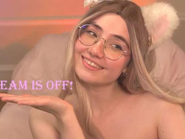 lili-meow on BongaCams