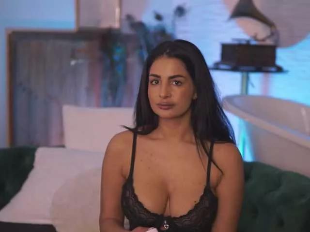LiloMahe on BongaCams 
