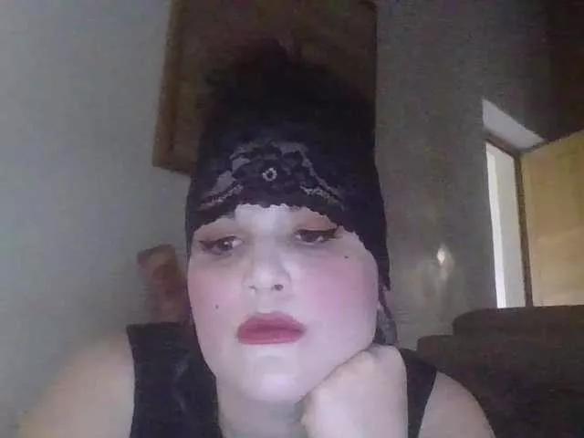 Liloudouce on BongaCams 