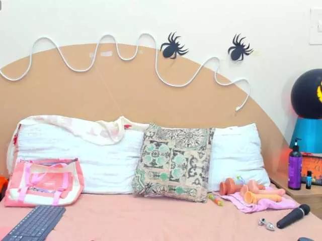 Lily-Addams on BongaCams 