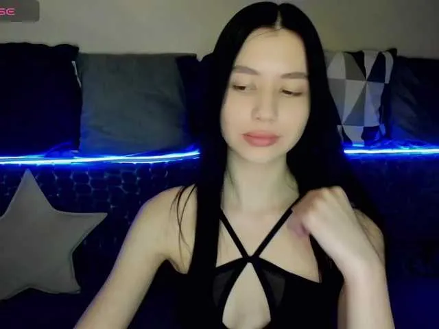 LindaSei on BongaCams