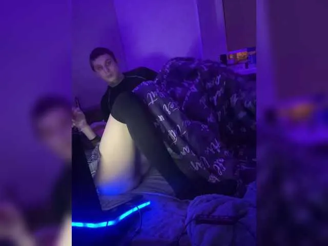 Lisaaleks on BongaCams