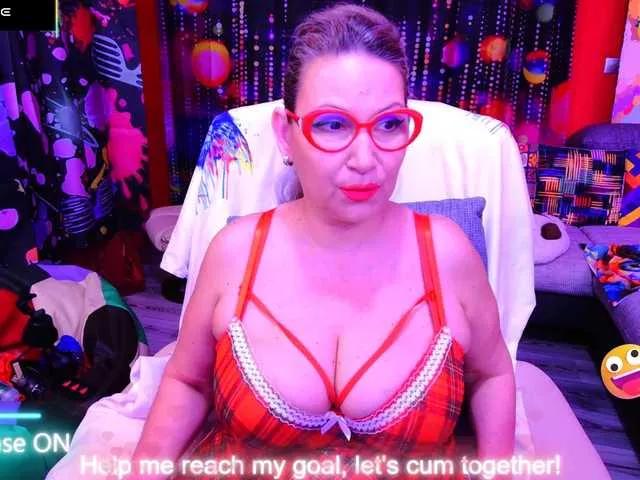 Lisabigtits on BongaCams 