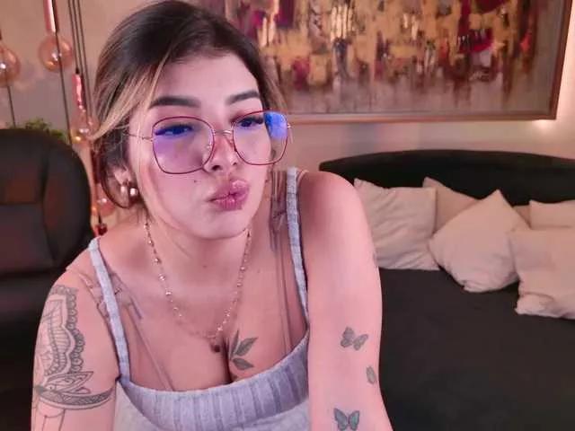 LisaMonroe on BongaCams 