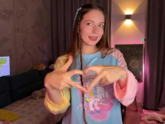 Hot LissaSkarlet wants you to fuck her body now LissaSkarlet from BongaCams