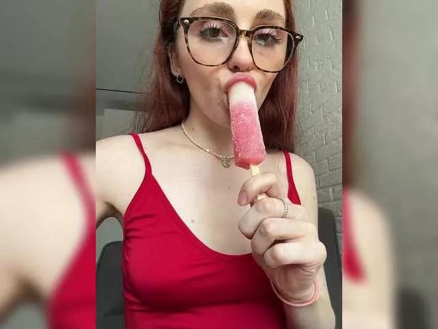 LizaVi on BongaCams 
