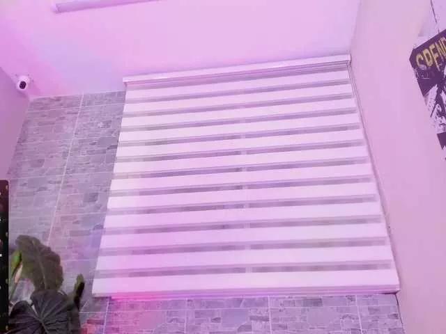 LizSmiith1 on BongaCams 