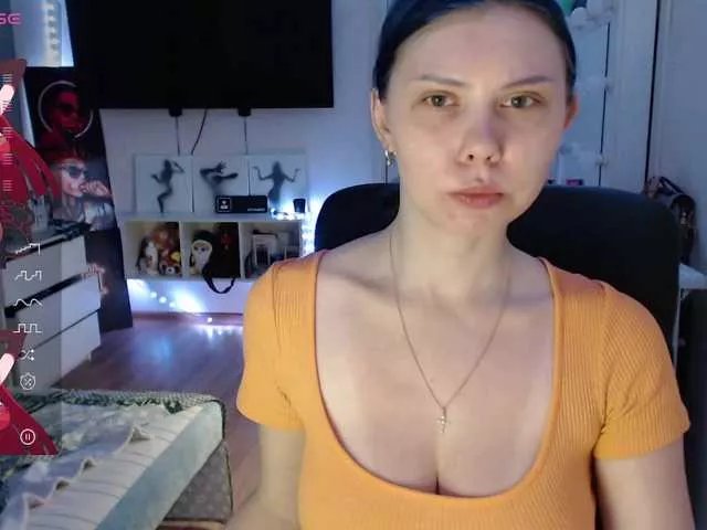 Offline lolabunyyyy on BongaCams