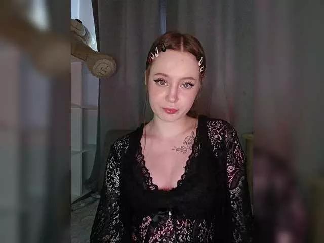 LolaMin on BongaCams 
