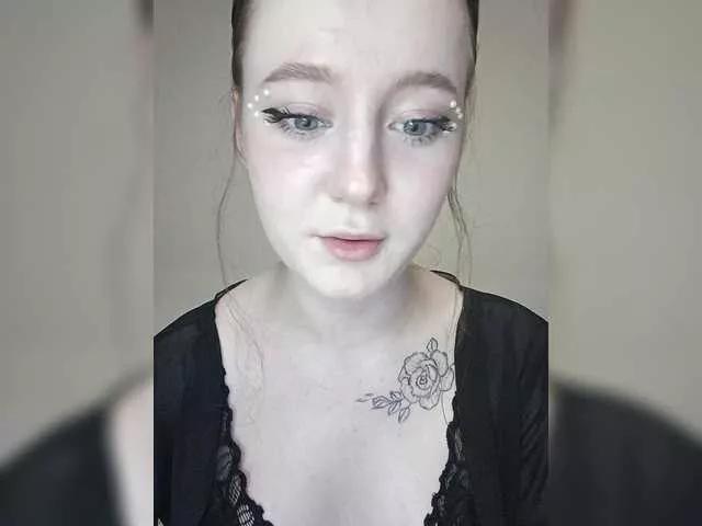 LolaMin on BongaCams 