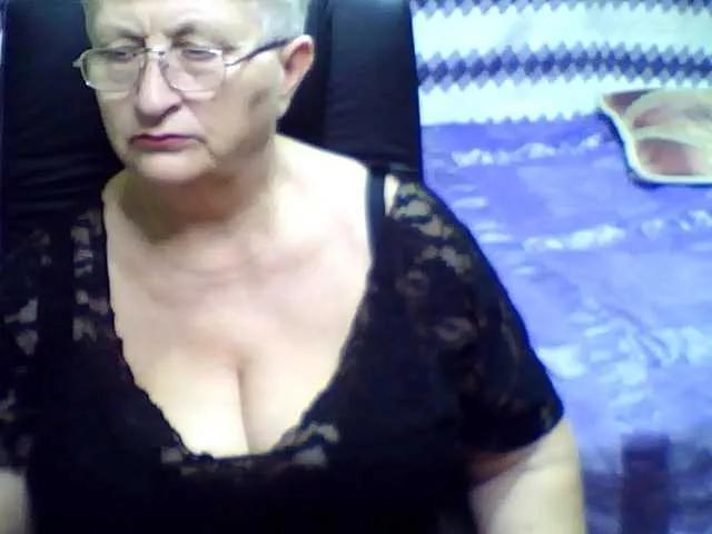 LolkaAlyss on BongaCams 