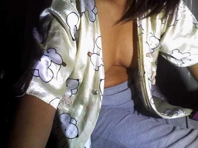 lollah on BongaCams 