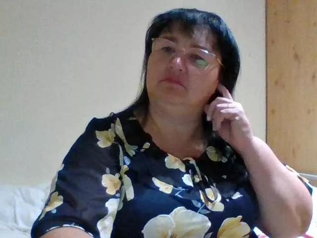 Offline lora805608 on BongaCams
