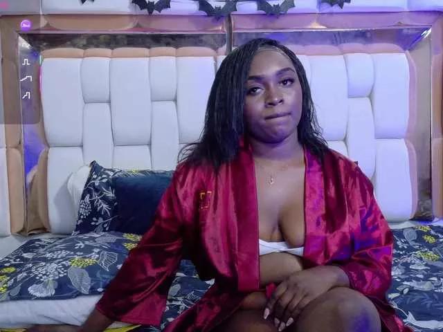 Join Loveebonyyjuices, she wants to masturbate for you loveebonyyjuices from BongaCams