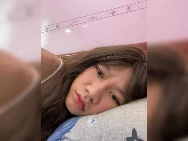 Lovefeetnude-1 on BongaCams