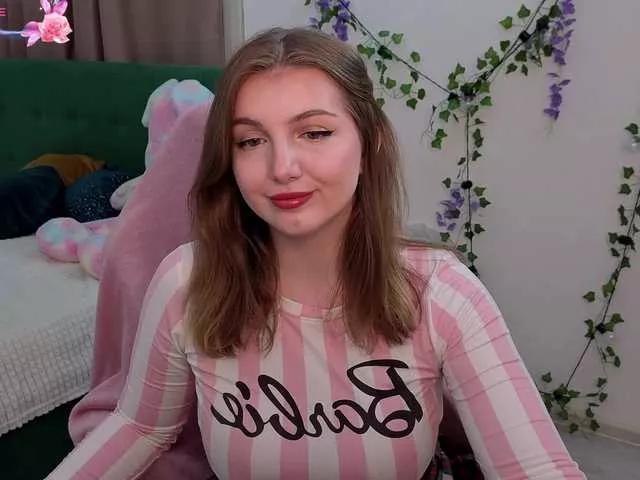 LoveKissBit on BongaCams 