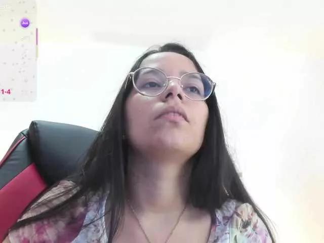 lucy-blue28 on BongaCams 