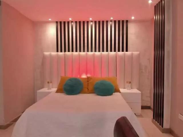 LucyWeiss from BongaCams