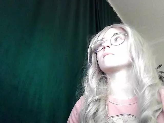 Sexy LunaSky from BongaCams LunaSky from BongaCams