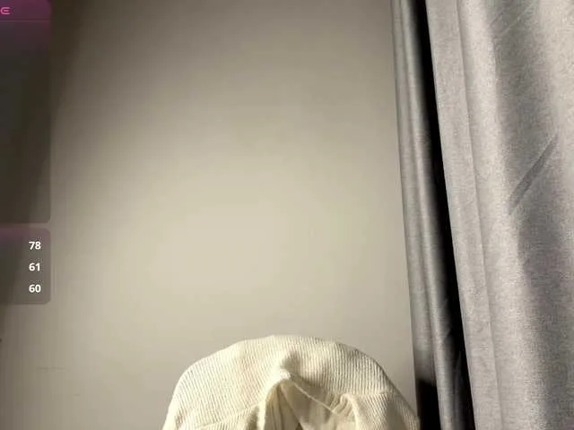 LupeVillari on BongaCams