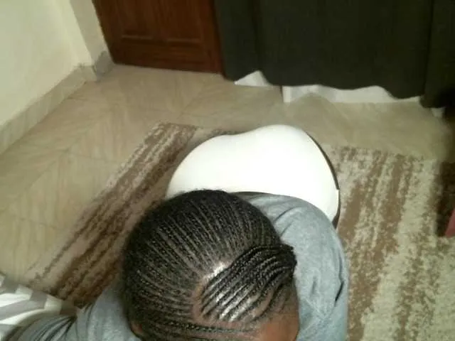 Offline luxe02 on BongaCams