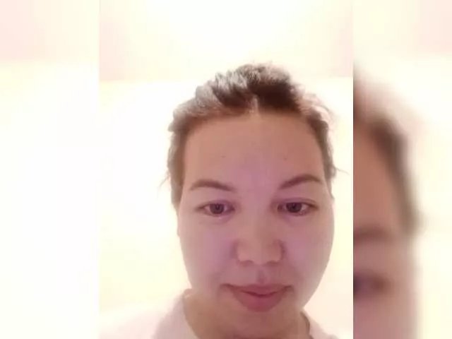 Offline LynnMonica on BongaCams