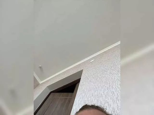 Offline LynnMonica on BongaCams