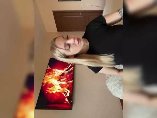 Offline maksisisia on BongaCams