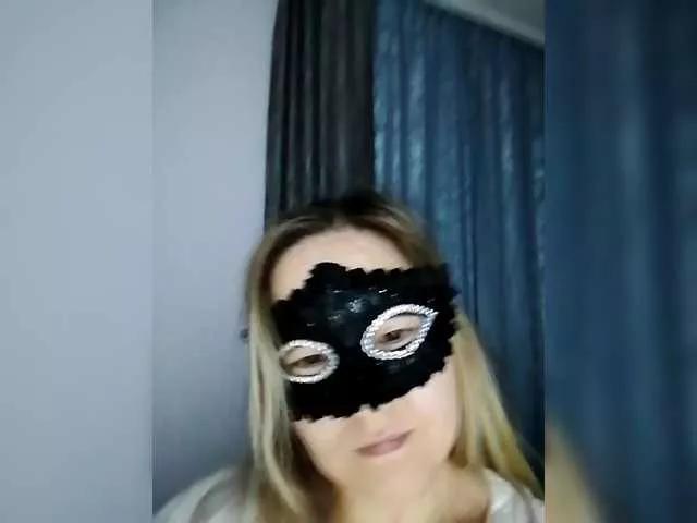 Masturbate to sweet camwhore Malika40 Malika40 from BongaCams