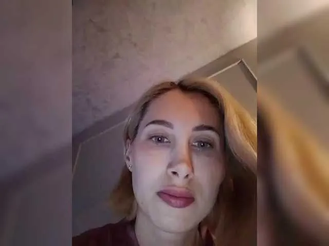 Maria111 on BongaCams