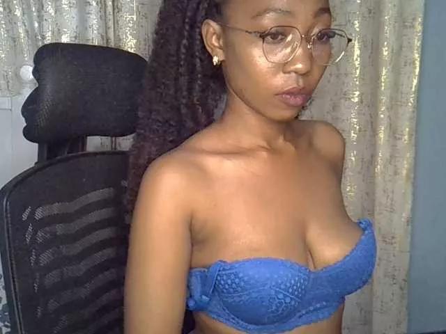 Offline Mariewana on BongaCams