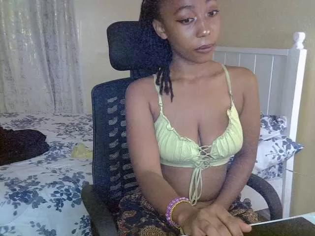 Offline Mariewana on BongaCams