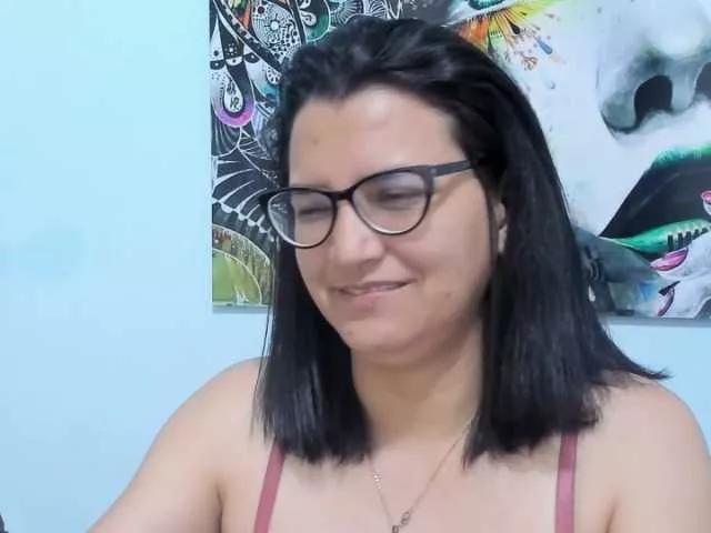 Offline MARILYNG on BongaCams