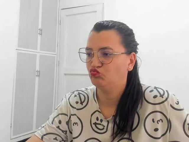 Offline MARILYNG on BongaCams