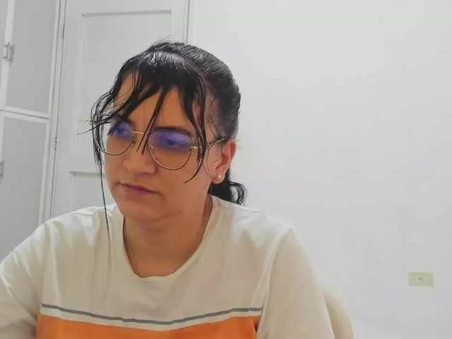 Offline MARILYNG on BongaCams