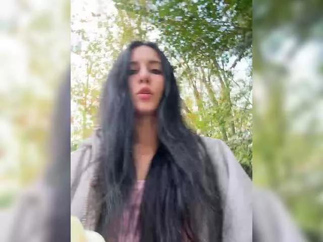 MarKaa0 from BongaCams