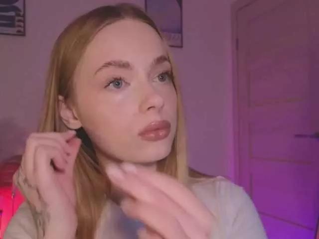 mayshy on BongaCams