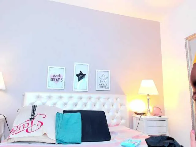 megan-loviitz on BongaCams